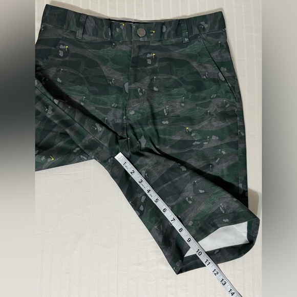 Puma Green Camo Tailored Flagstick Golf Shorts Chino Camouflage Size 30 - Picture 8 of 12